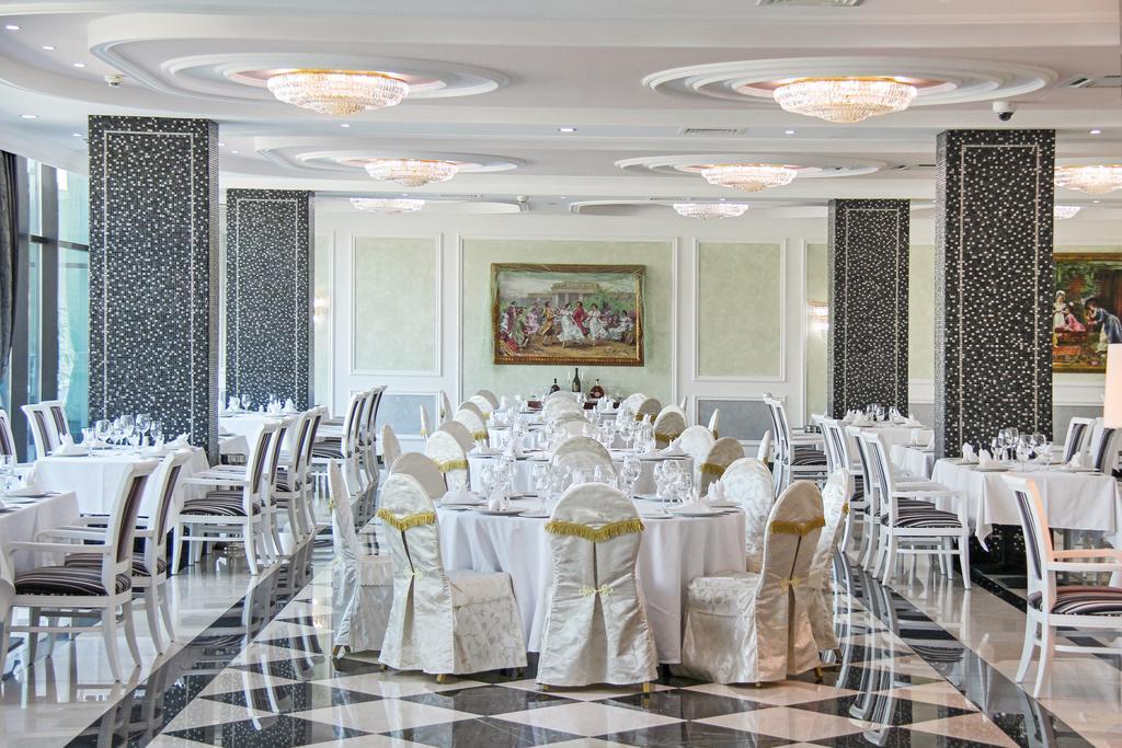 A Hoteli - Hotel Sloboda Šabac Zewnętrze zdjęcie